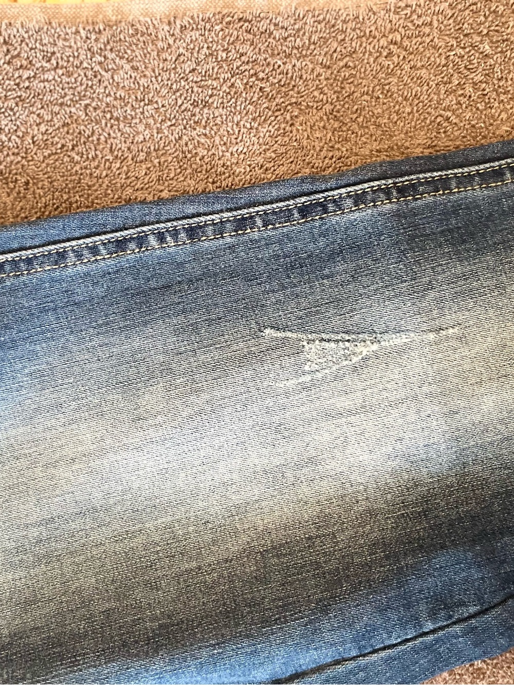 NWT EVIDNT Los Angeles
Florence Straight Leg Jeans Size 28 Distressed Crop - Picture 7 of 9